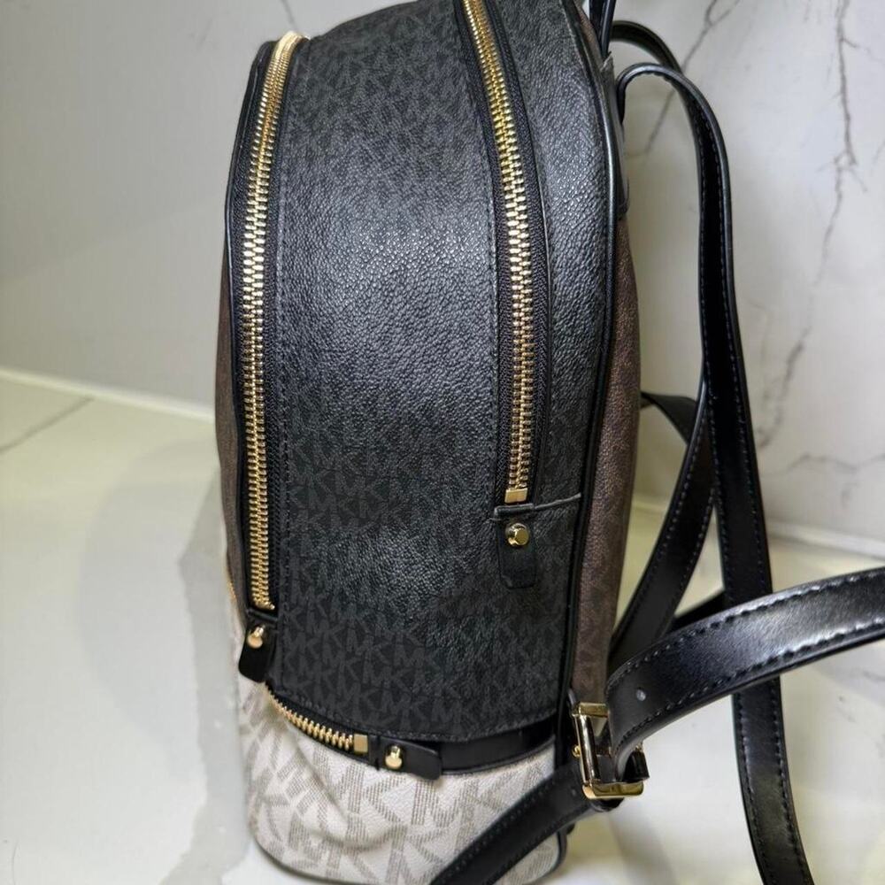 Michael Kors Rhea Medium Backpack Brown Vanilla MK Monogram Gold Zip Purse - Picture 2 of 5